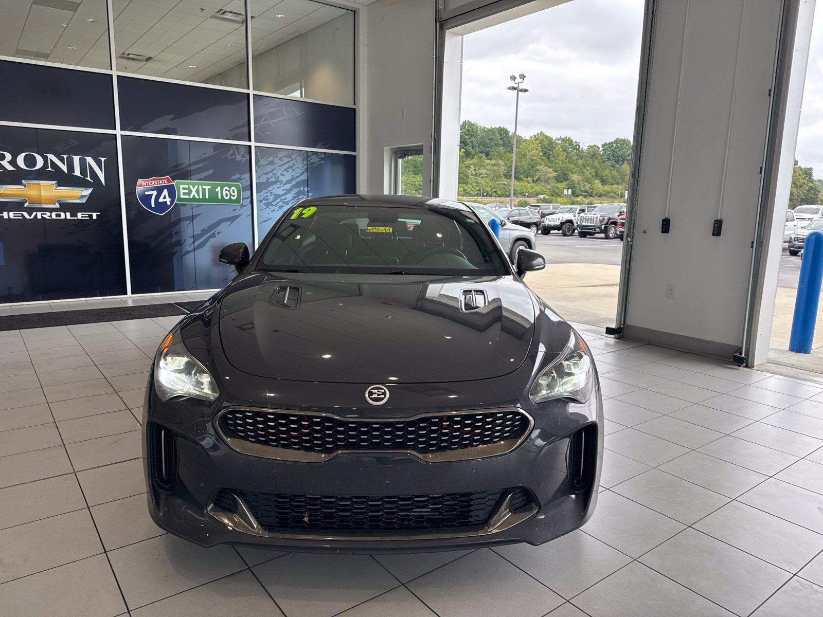 Used 2019 Kia Stinger GT AWD/4WD image 2