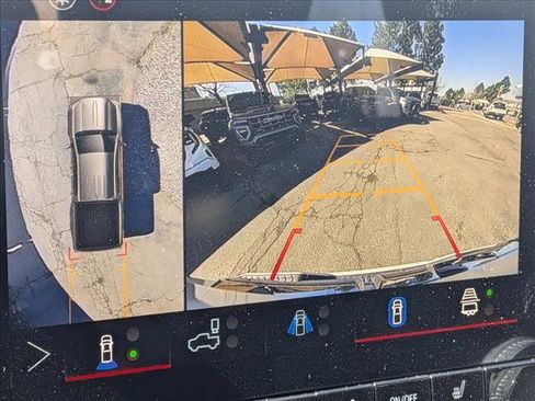 New 2026 GMC Canyon Elevation w/ Convenience Package image 12