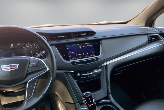 Used 2024 Cadillac XT5 Luxury AWD/4WD image 5