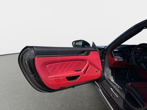 Used 2025 Porsche 911 Targa 4 GTS image 27