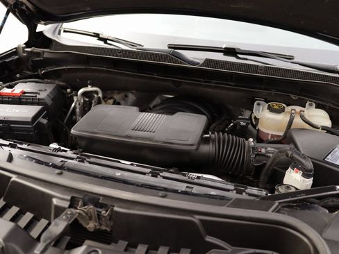 Used 2021 Chevrolet Suburban Premier image 39