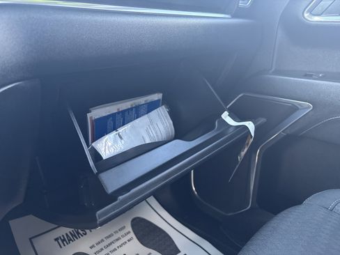 Used 2024 GMC Sierra 1500 SLE image 30