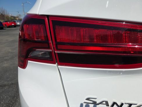 Certified 2023 Hyundai Santa Fe SEL AWD/4WD image 10