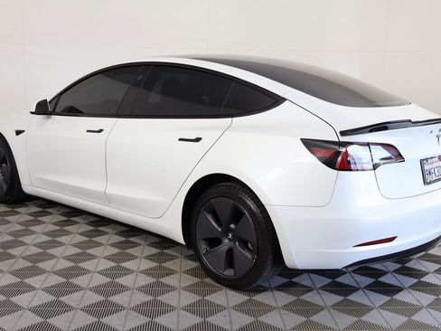 Used 2023 Tesla Model 3 Standard Range image 6