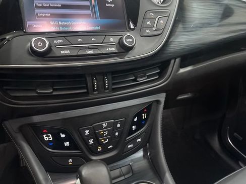 Used 2020 Buick Envision Premium w/ Driver Confidence Package AWD/4WD image 31
