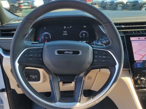 New 2025 Jeep Grand Cherokee L Limited w/ Black Appearance Package image 21