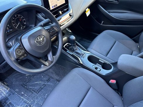 Certified 2024 Toyota Corolla LE w/ LE Convenience Package image 9