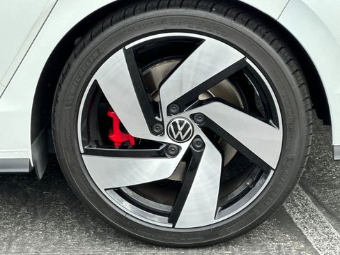 Used 2023 Volkswagen GTI SE FWD image 27