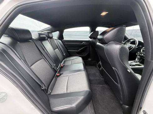 Used 2021 Honda Accord Sport image 14