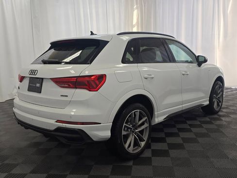 Certified 2025 Audi Q3 2.0T Premium w/ Convenience Package image 6