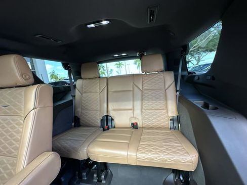 Certified 2022 Cadillac Escalade Sport RWD image 33