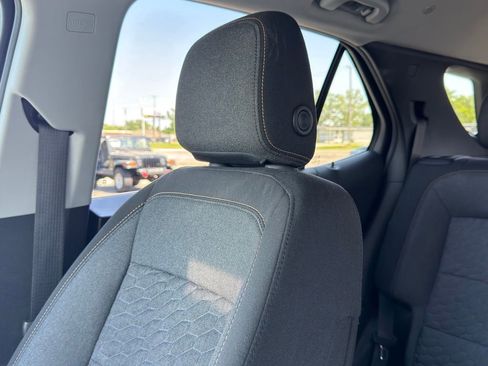 Used 2019 Chevrolet Equinox LT FWD image 36