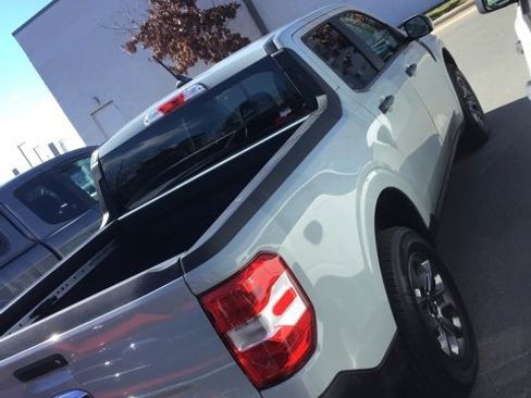 Used 2022 Ford Maverick XLT w/ XLT Luxury Package image 3