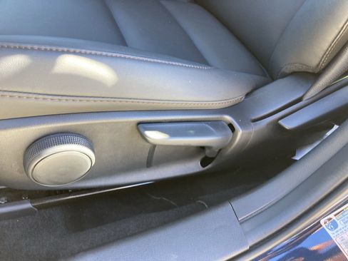 Used 2024 MAZDA MAZDA3 s image 14