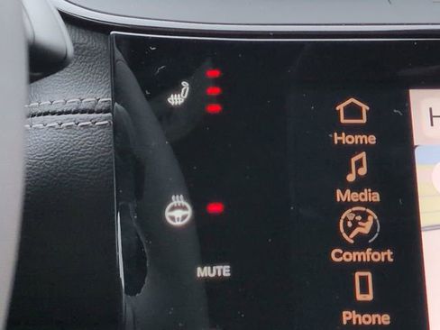 New 2026 Jeep Grand Cherokee Altitude RWD image 24