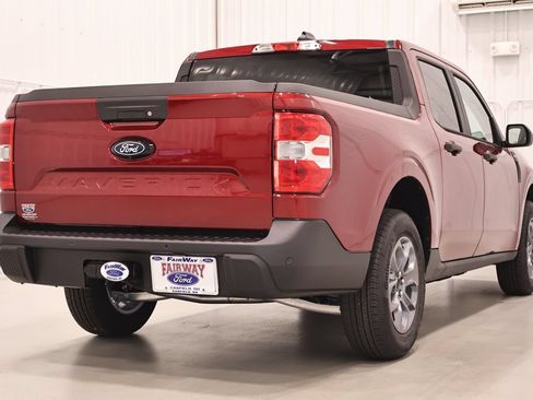 New 2026 Ford Maverick XLT w/ Equipment Group 301A AWD/4WD image 9