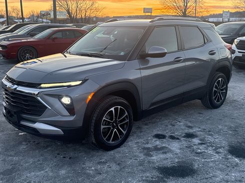 Used 2024 Chevrolet TrailBlazer LT image 7