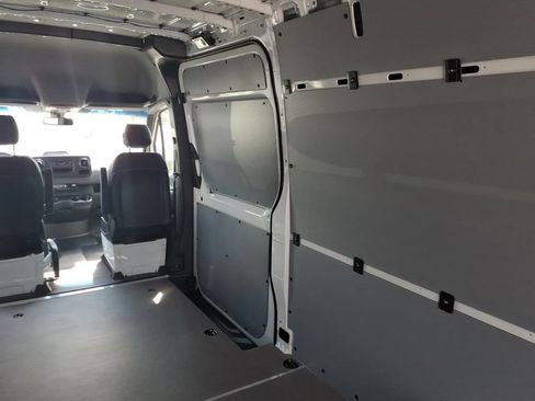 Used 2026 Mercedes-Benz Sprinter 2500 image 27