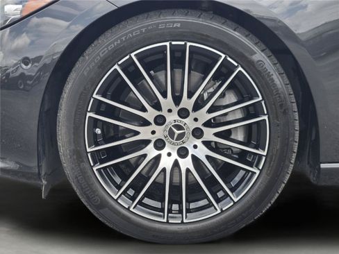 Used 2025 Mercedes-Benz C 300 Sedan image 11
