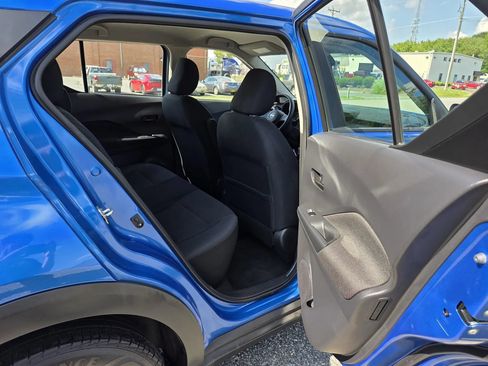 Used 2024 Nissan Kicks S FWD image 27