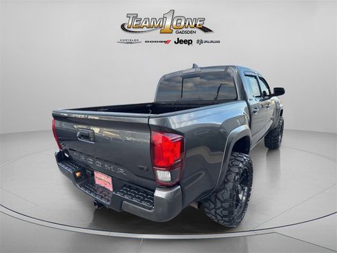 Used 2023 Toyota Tacoma TRD Sport image 8