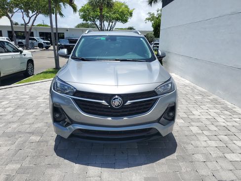Used 2023 Buick Encore GX Select w/ Sport Touring Package FWD image 2