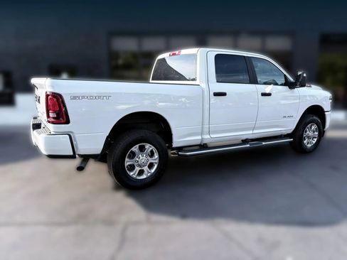 Used 2025 RAM 2500 Big Horn AWD/4WD image 5