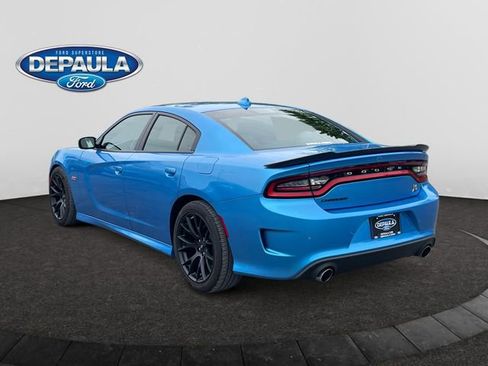 Used 2019 Dodge Charger Scat Pack w/ Dynamics Package RWD image 3