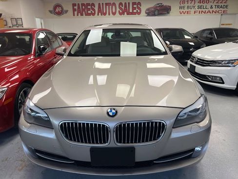 Used 2011 BMW 535i Sedan image 2