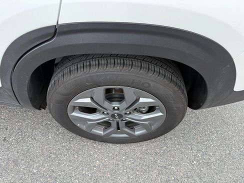 Used 2026 Kia Seltos LX AWD/4WD image 15