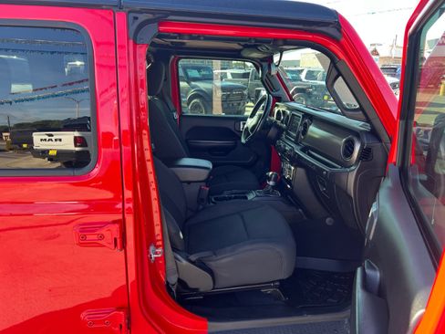 Used 2020 Jeep Wrangler Unlimited Sport S AWD/4WD image 18
