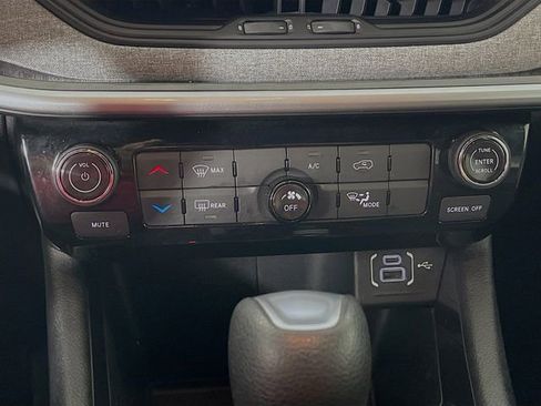 Used 2023 Jeep Compass Sport AWD/4WD image 16