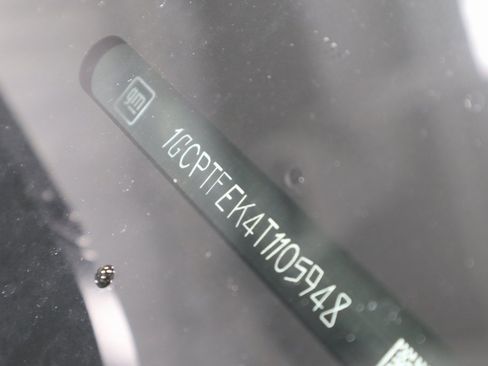 Used 2026 Chevrolet Colorado ZR2 w/ Technology Package image 35