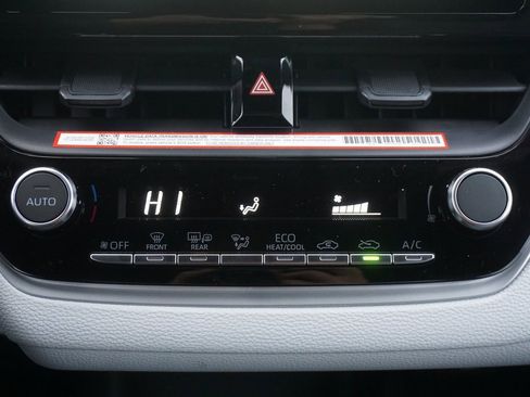 New 2026 Toyota Corolla SE image 12