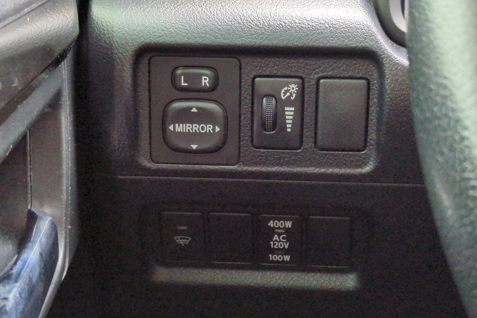 Used 2019 Toyota 4Runner TRD Off-Road Premium AWD/4WD image 38