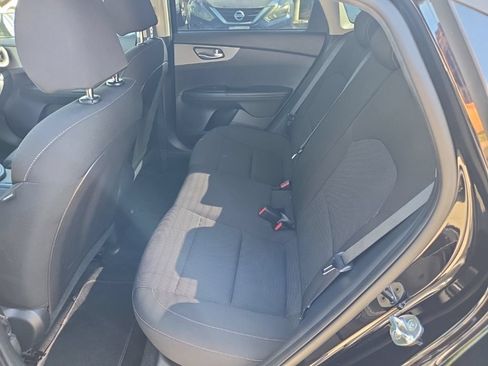 Used 2021 Kia Forte LXS FWD image 11