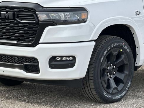 New 2026 RAM 1500 4x4 Crew Cab image 7