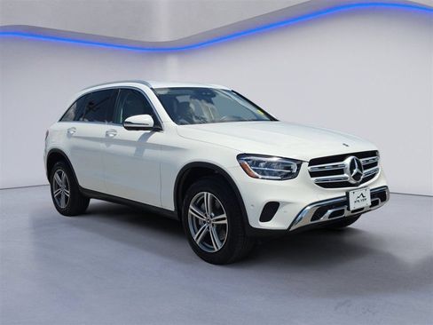 Used 2022 Mercedes-Benz GLC 300 4MATIC w/ Premium Package Lite image 10