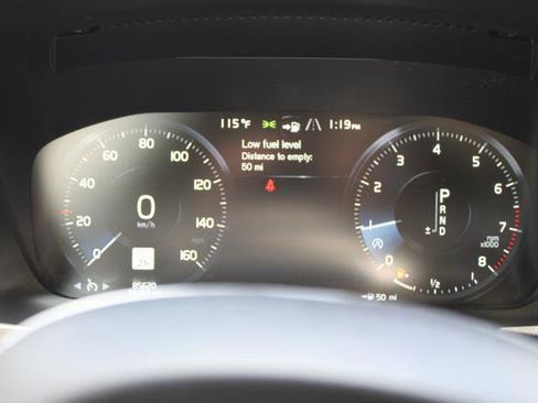 Used 2021 Volvo S60 T5 Momentum image 18