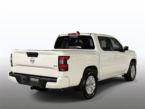 Used 2024 Nissan Frontier SV w/ SV Convenience Package image 10