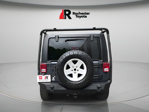 Used 2017 Jeep Wrangler Unlimited Sport w/ Quick Order Package 23S AWD/4WD image 6
