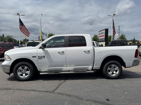 Used 2019 RAM 1500 Classic SLT AWD/4WD image 4