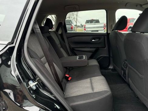 Used 2024 Nissan Rogue SV image 20