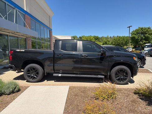 Used 2022 Chevrolet Silverado 1500 RST w/ LPO, Dark Essentials Package AWD/4WD image 3