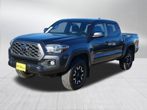 Used 2023 Toyota Tacoma TRD Off-Road image 3