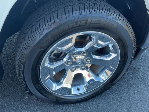 Used 2022 RAM 1500 Big Horn AWD/4WD image 6
