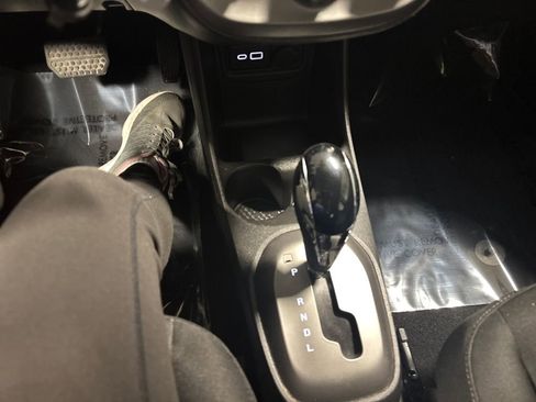 Used 2022 Chevrolet Spark LT image 25