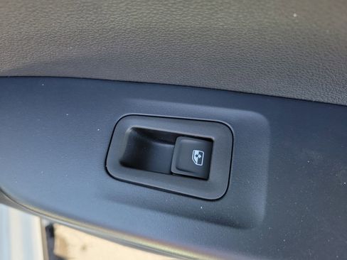 New 2026 Volkswagen Taos S FWD image 9