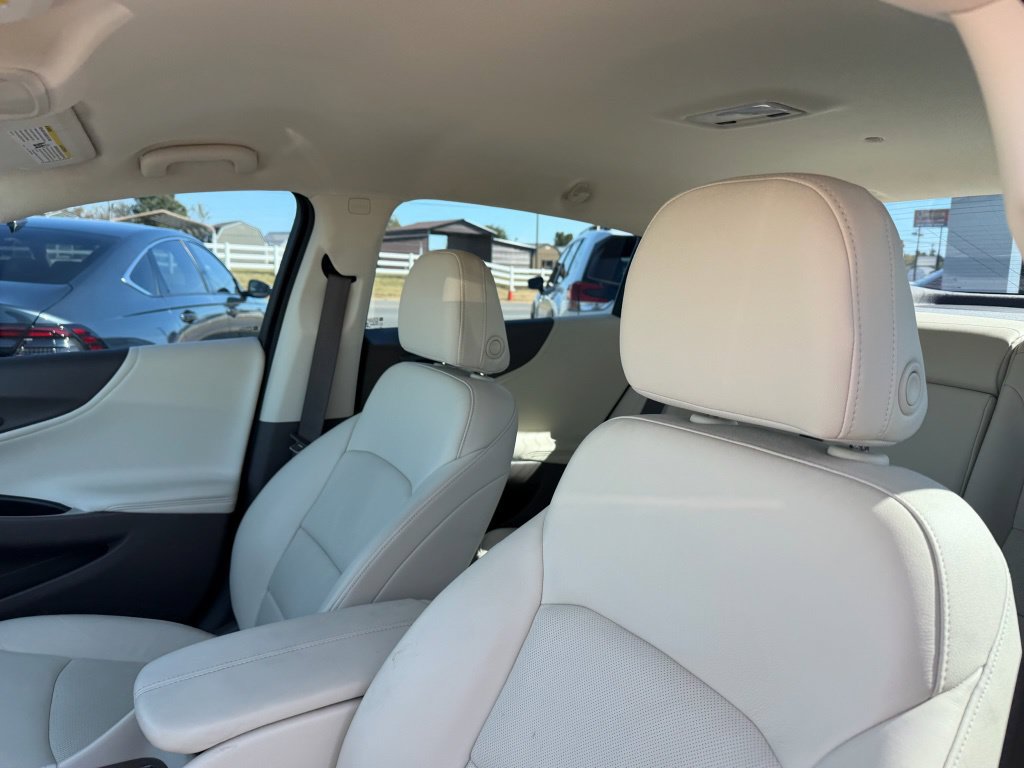 Used 2023 Chevrolet Malibu LT FWD image 10