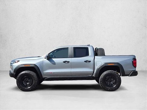 Used 2025 GMC Canyon AT4 w/ AT4X AEV Edition AWD/4WD image 8
